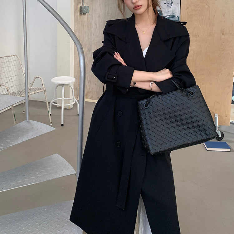 許我耀眼黑色繫帶長風衣-25644