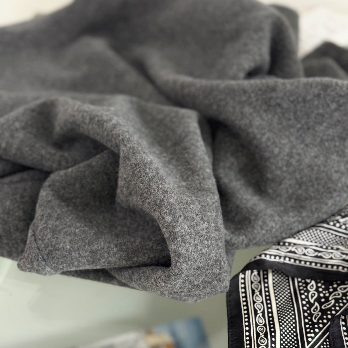 自留款深灰大廓形加厚中長版上衣-25671