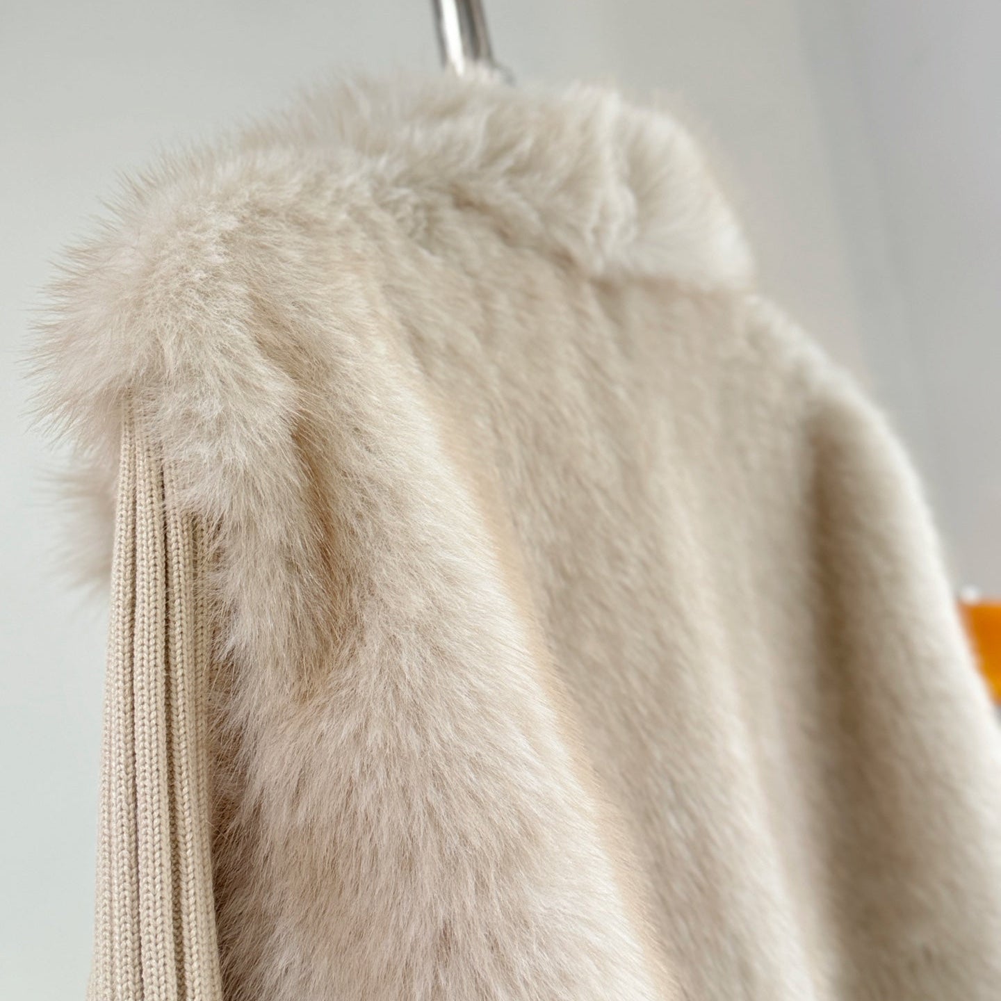 保暖禦寒顯瘦毛毛拼接針織外套-25678