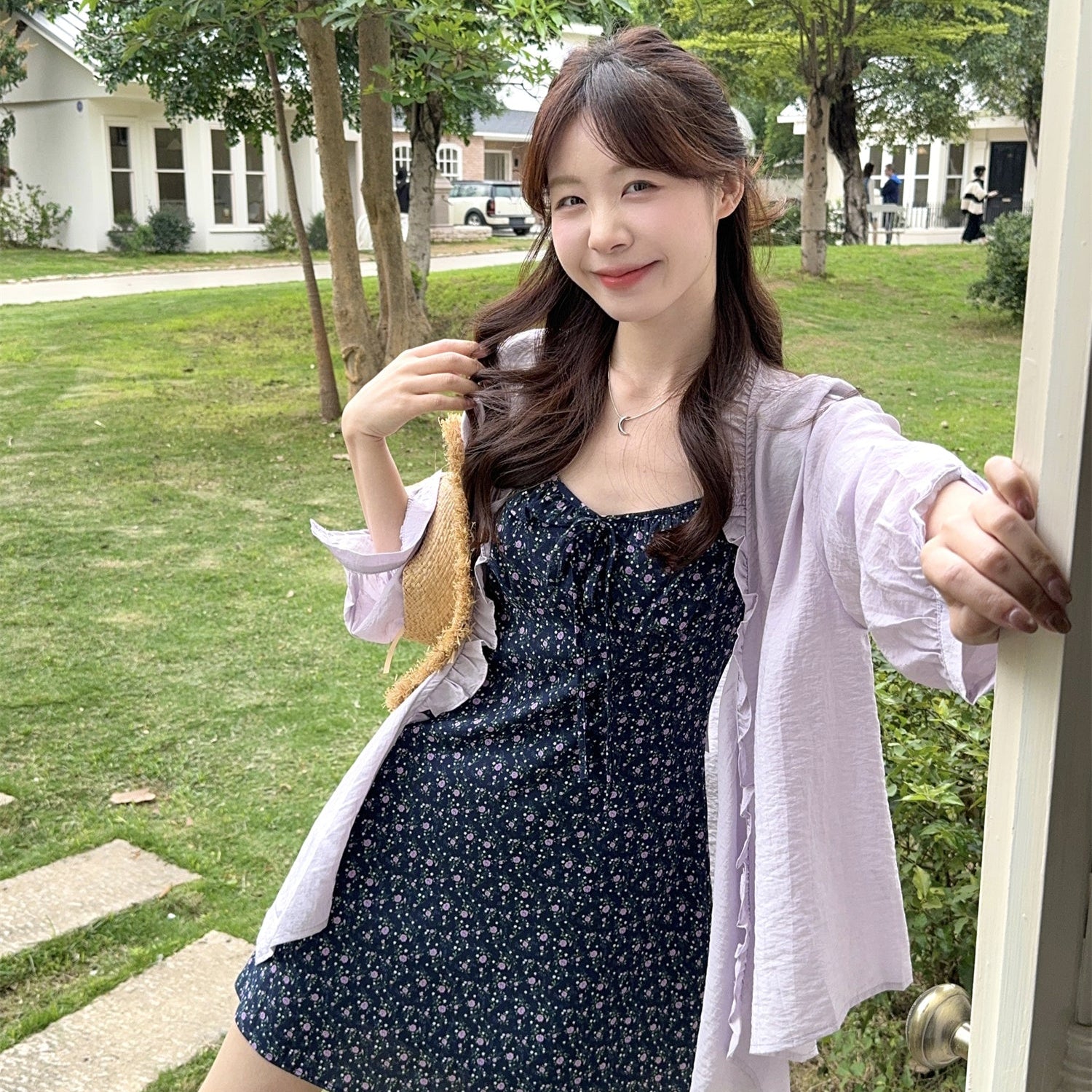 深藍甜美荷葉邊碎花飛飛袖短洋-25294