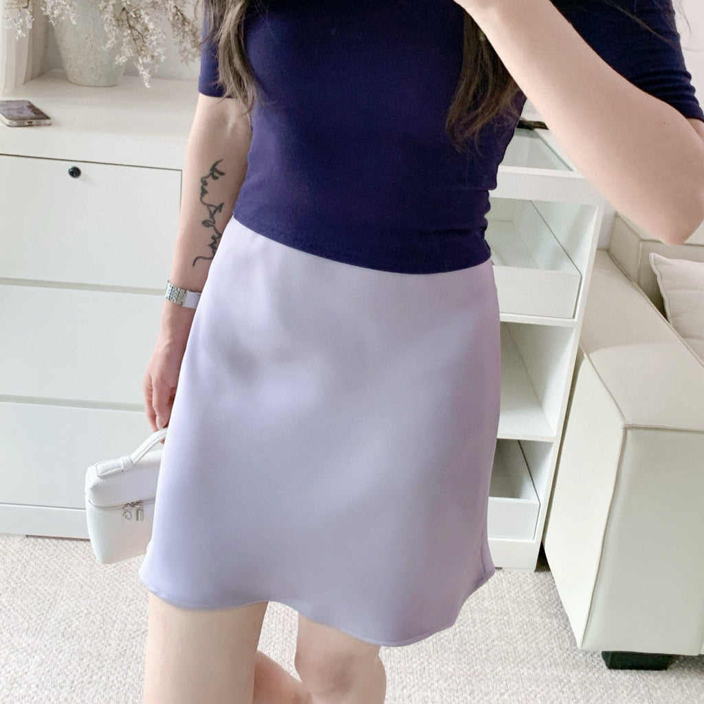 摩登女孩緞面鬆緊腰短裙-25589