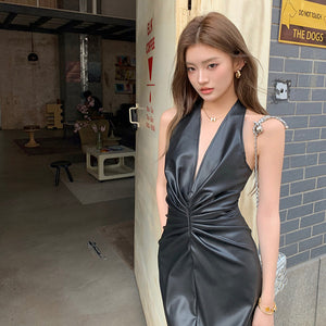 美艷巫女深V掛脖抓皺皮長洋-25241