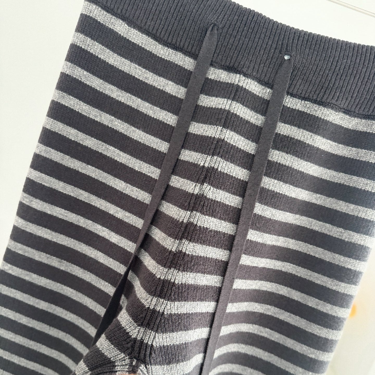 軟糯針織加厚條紋寬褲-25673