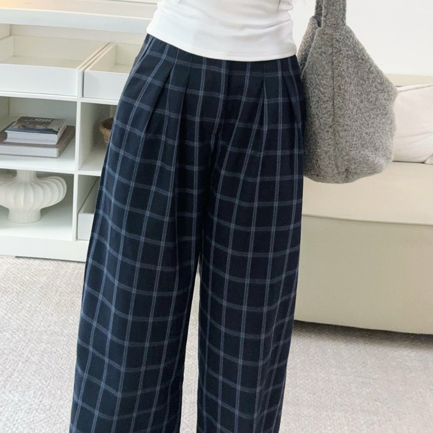 藍格紋後鬆緊顯瘦寬褲-25670