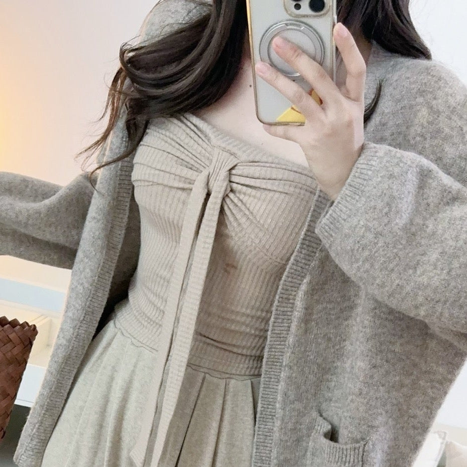 卡杏裹胸針織平口上衣-25666