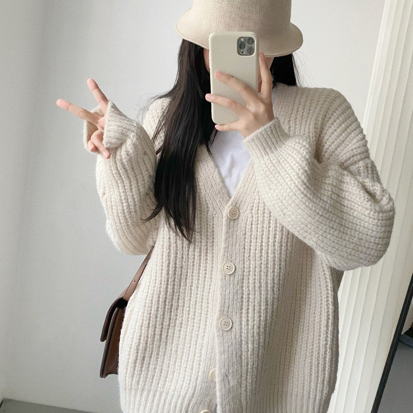灼灼其華單排扣慵懶毛衣外套-22695